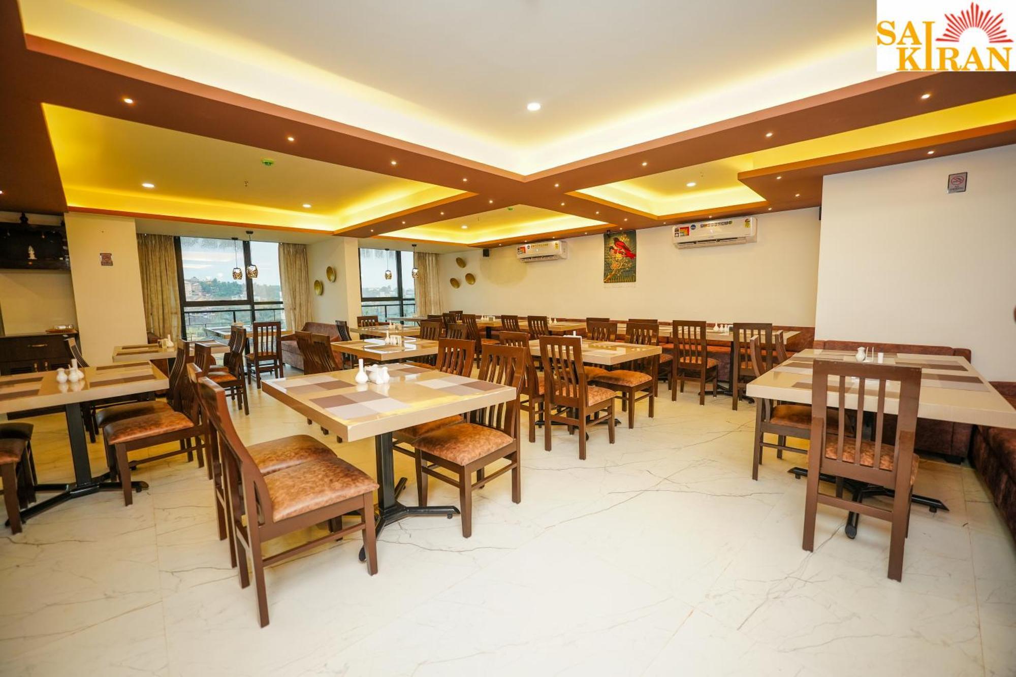 Saikiran Hotel Mapusa Ngoại thất bức ảnh
